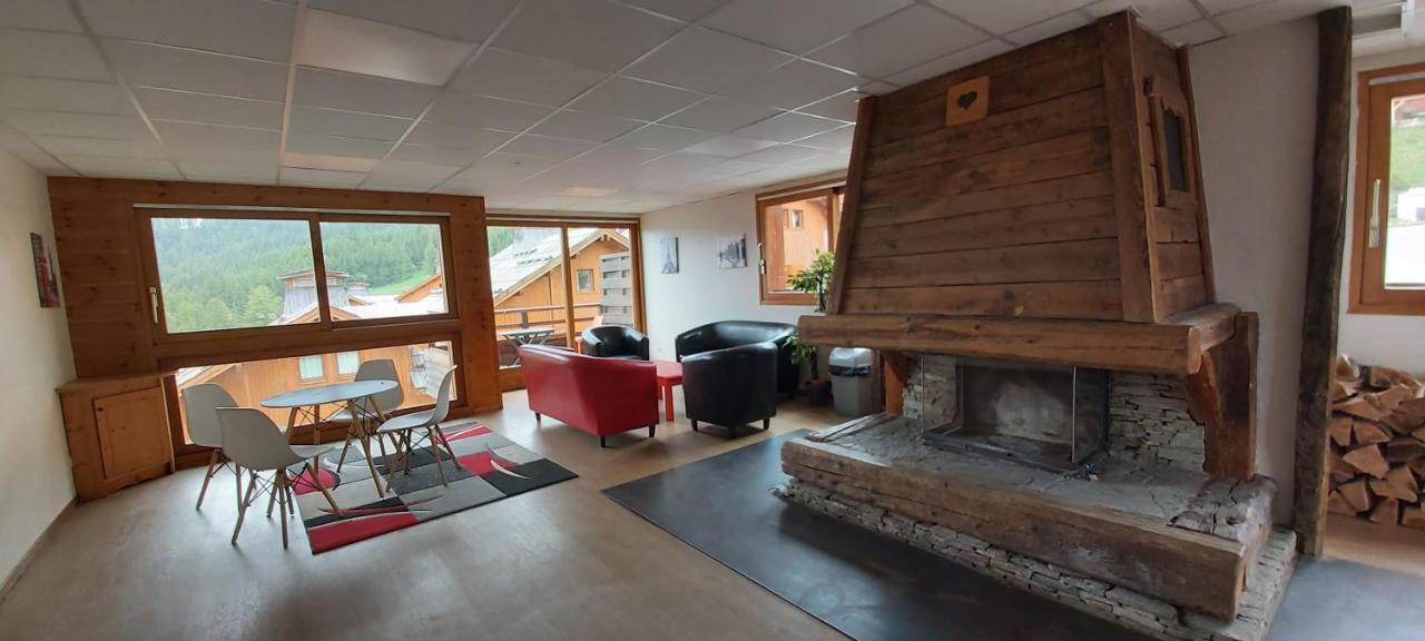 Locabed Le Hameau Des Ecrins Apartment Пюи-Сен-Венсан Екстериор снимка